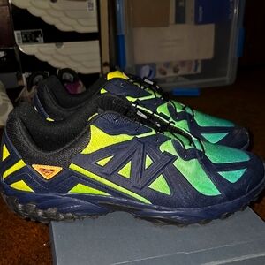 New Balance 610Dv1 Menss' Green and Blue Athletic Shoes Size 13 Like NEW